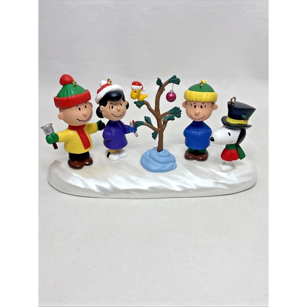 Hallmark Keepsake VTG 1995 Peanuts A Charlie Brown Christmas Set with Boxes 90s